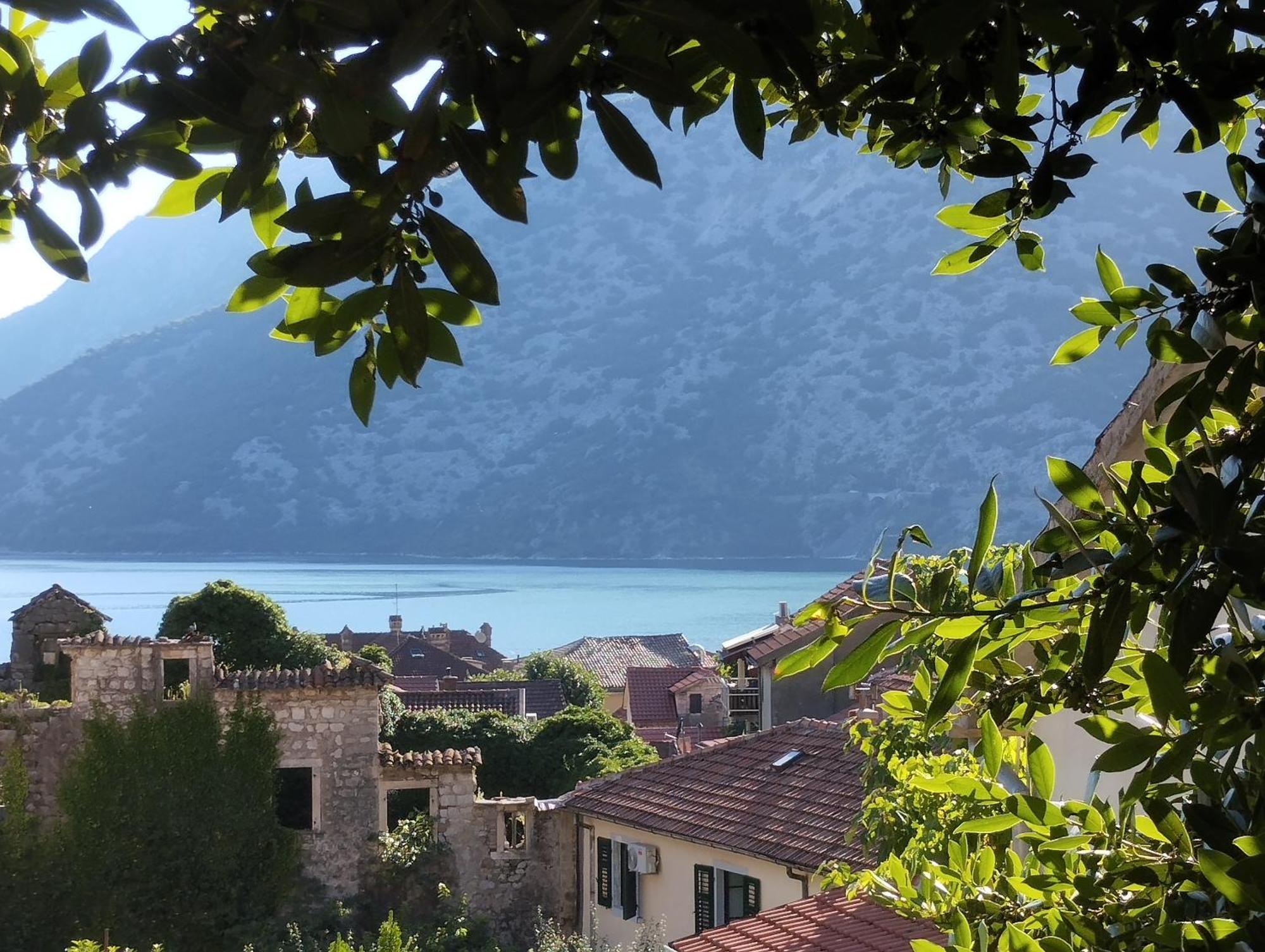 Apartments Montenegro Risan Cuckovic Esterno foto