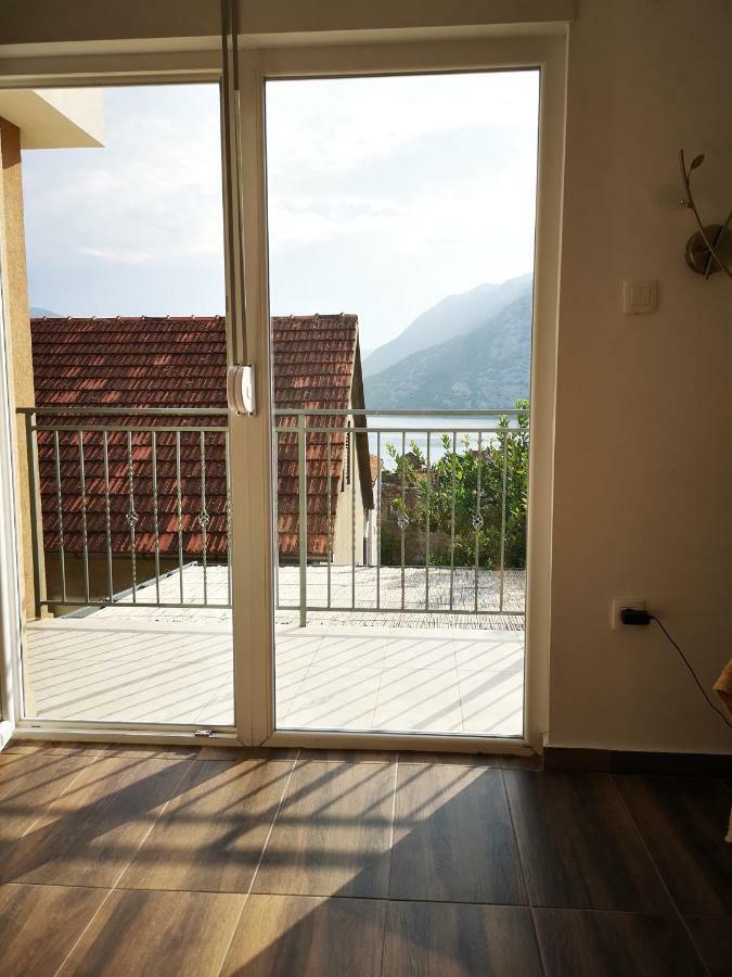 Apartments Montenegro Risan Cuckovic Esterno foto